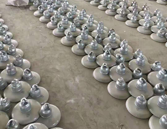 玻璃陶瓷絕緣子